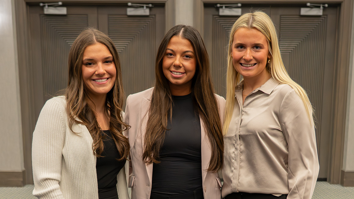 Duquesne business students and corporate partners connect at Meet the Firm night.