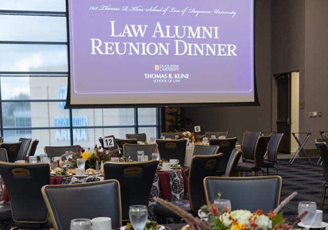 Law Alumni Reunion Dinner Power Center Ballroom table image