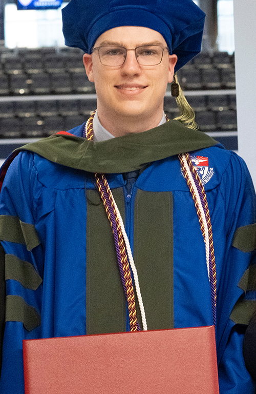 Dylan Gannon Headshot