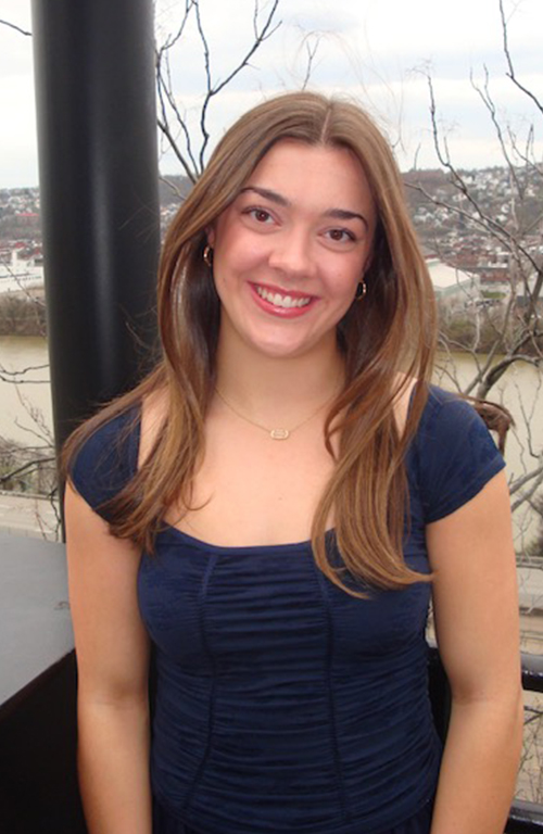 nadia constantakis headshot