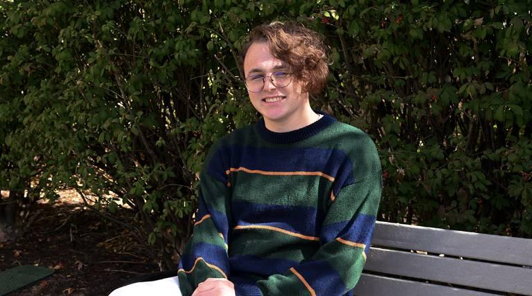 Jackson Cant, an Endowed Honors Fellow, enjoying our beautiful campus