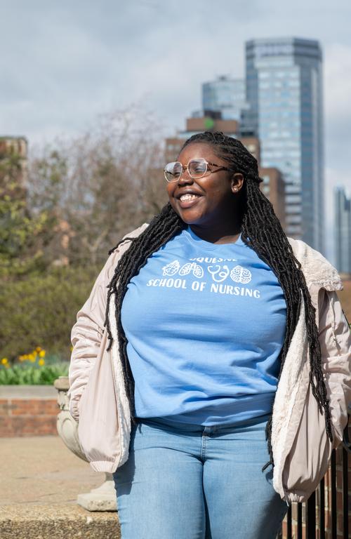 Lei'Asha Battle outside on campus