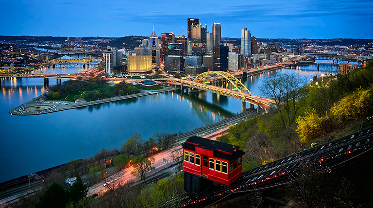 Pittsburgh skyline shot from Unsplash.com