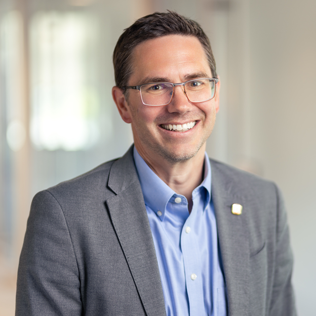 Photo of Adam Viers.