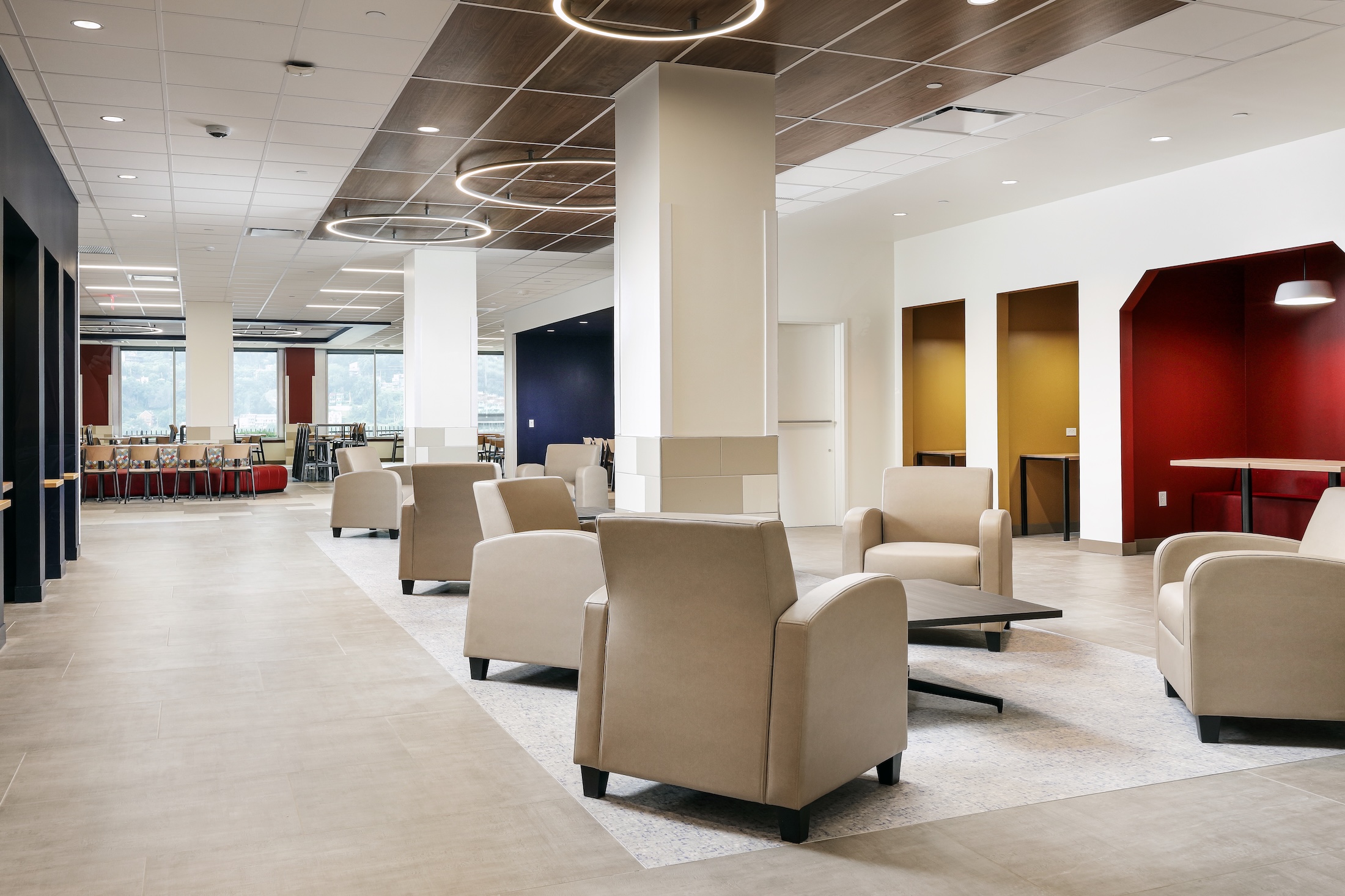 Hogan Reno seating area