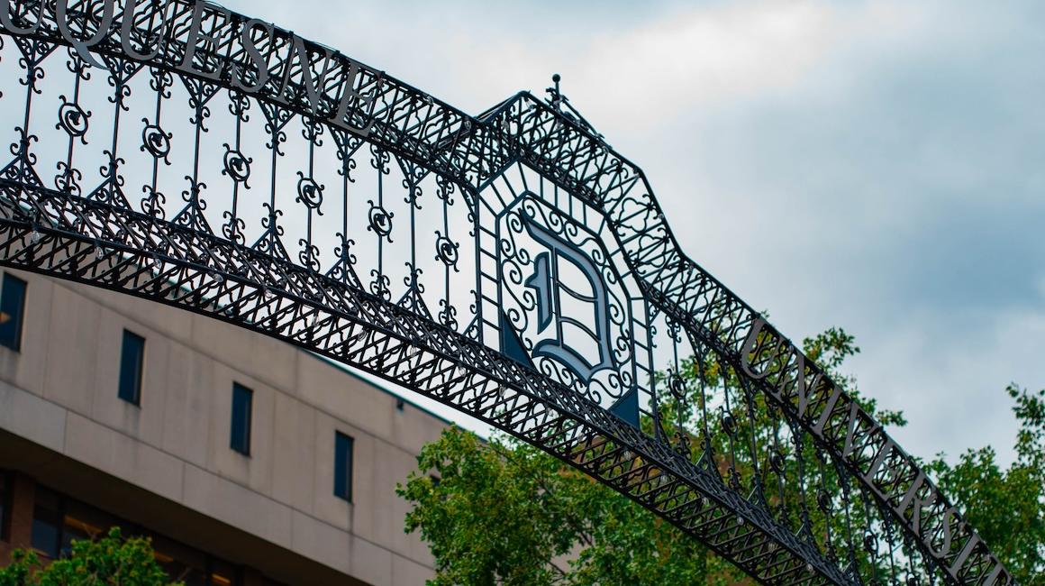 University arch on Forbes Ave.